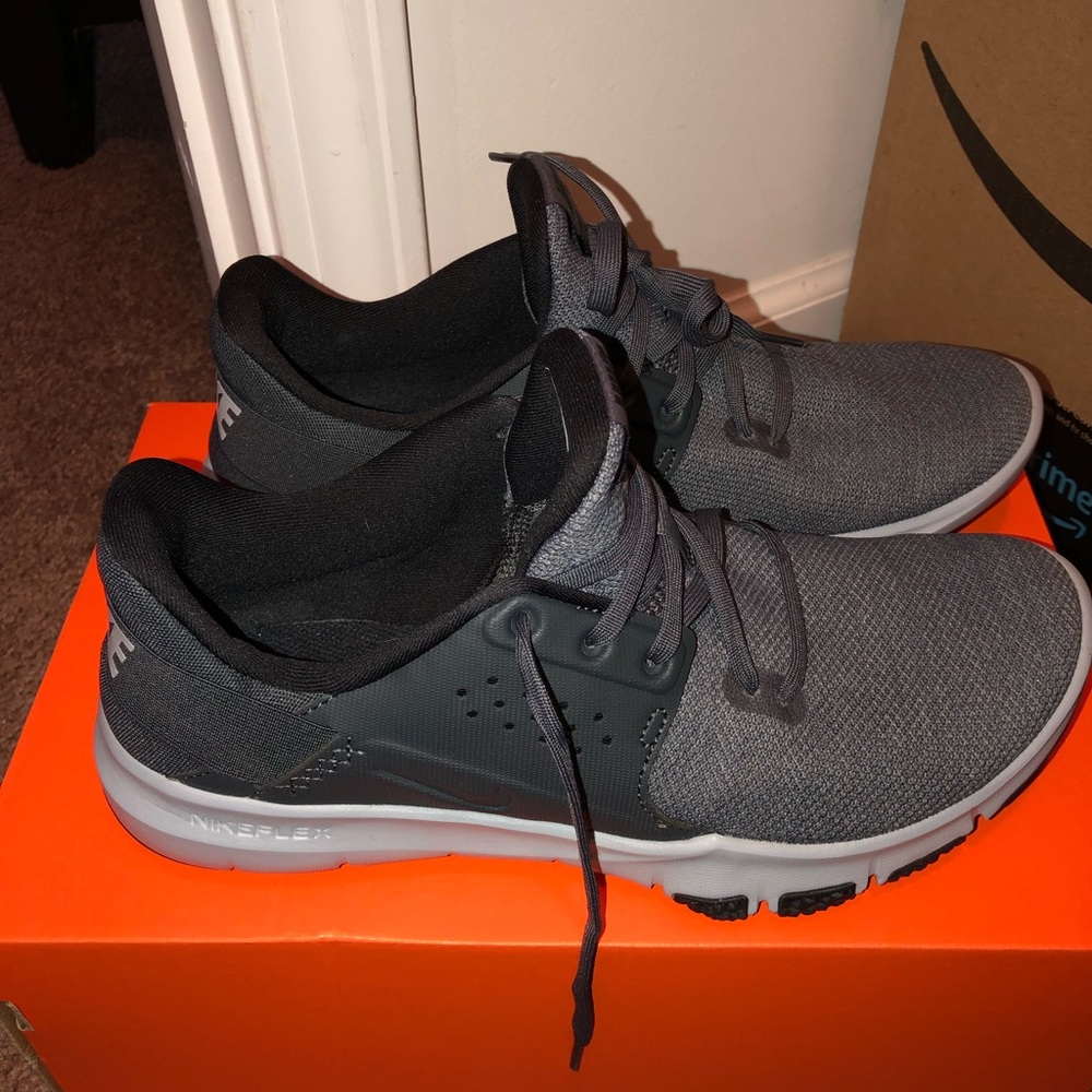 Nike Flex Shoes